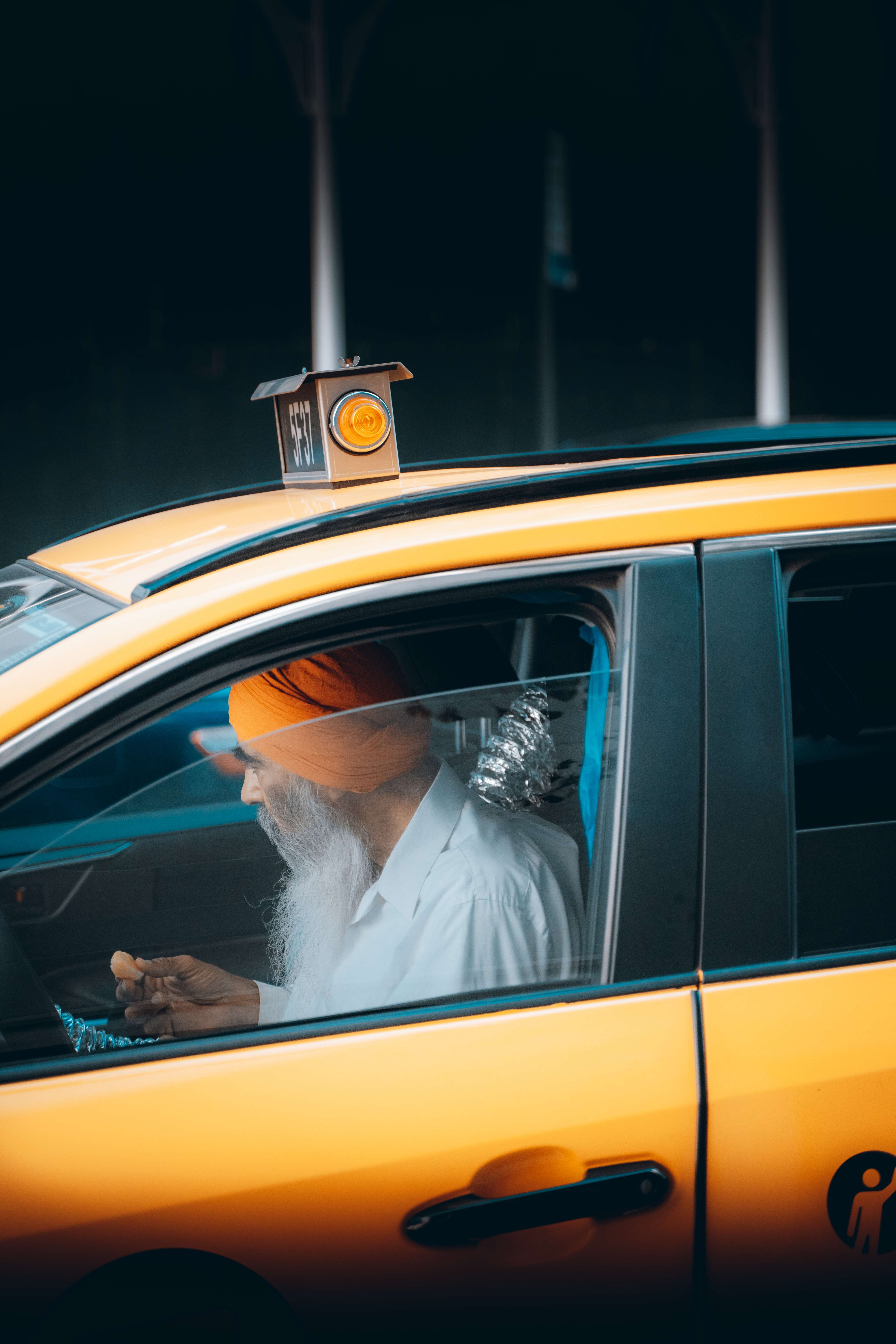 Taxista sij en NYC amarillo